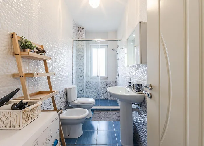 By Pikhost Apartament Velipojë