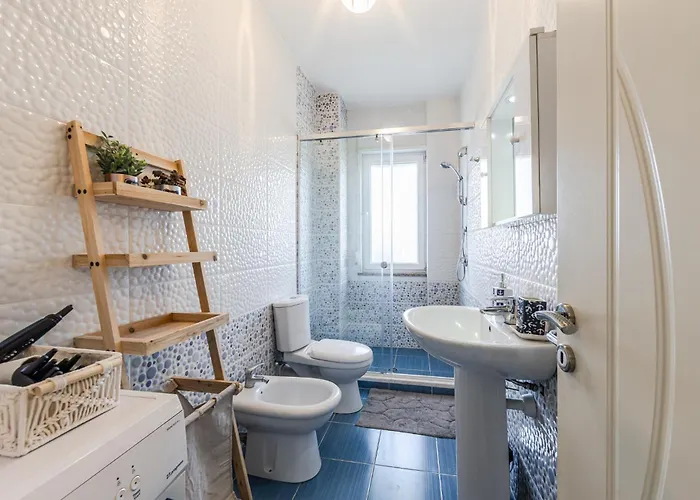 By Pikhost Apartament Velipojë